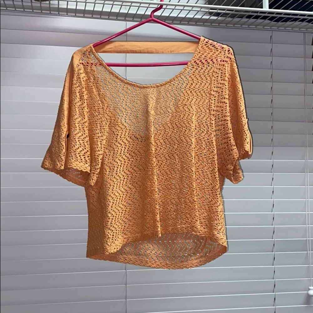 Crop top